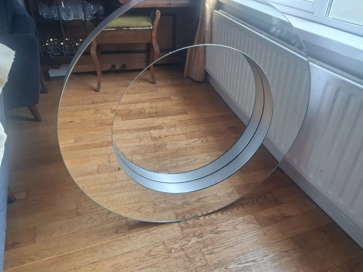 Mirror - Image 3