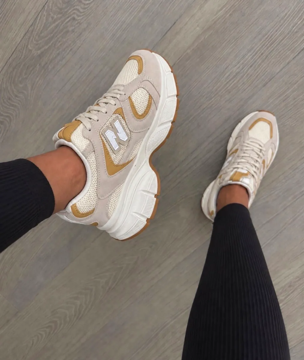 Ladies Trainers