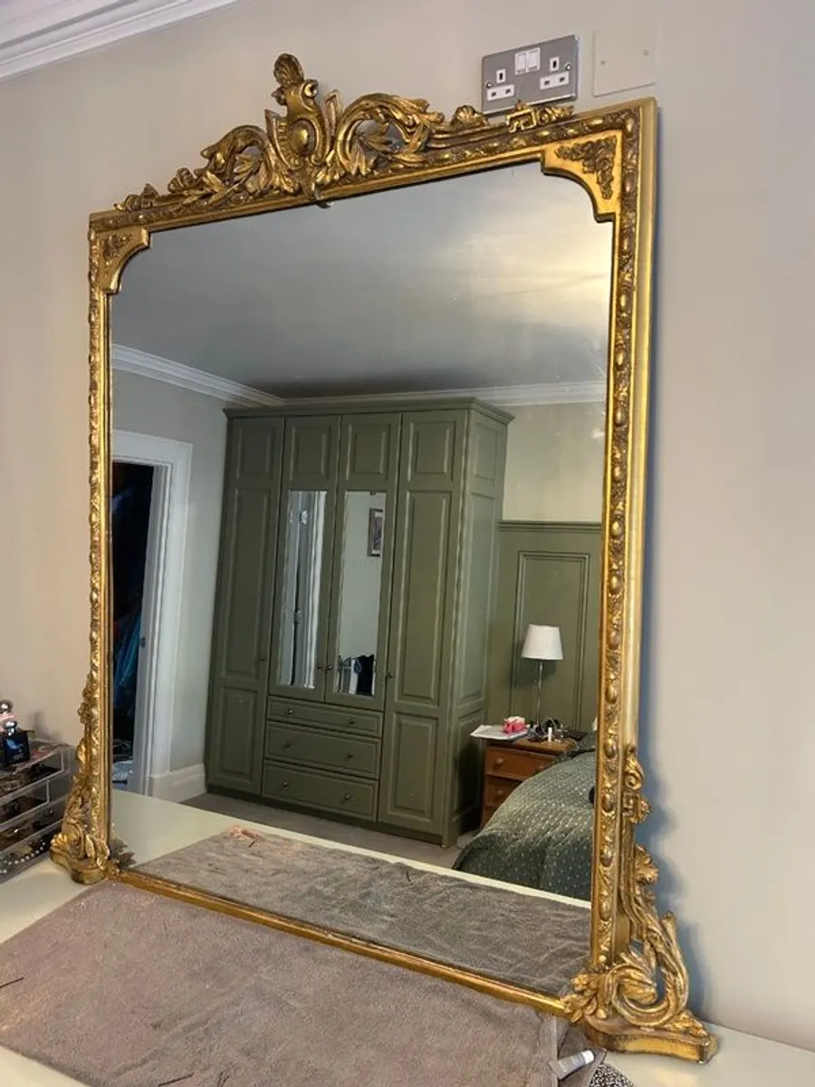 Large ornate gilt mirror - Image 1
