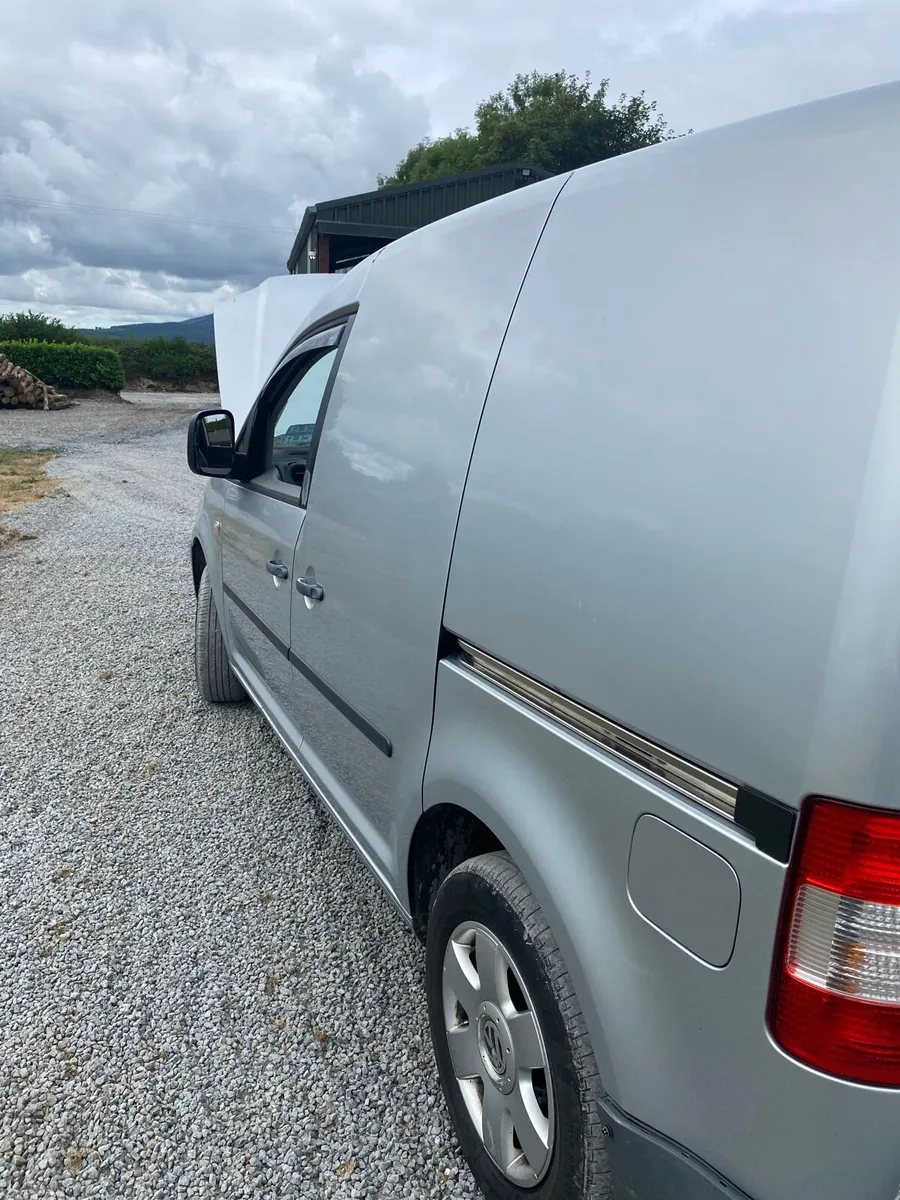 Van - Image 3