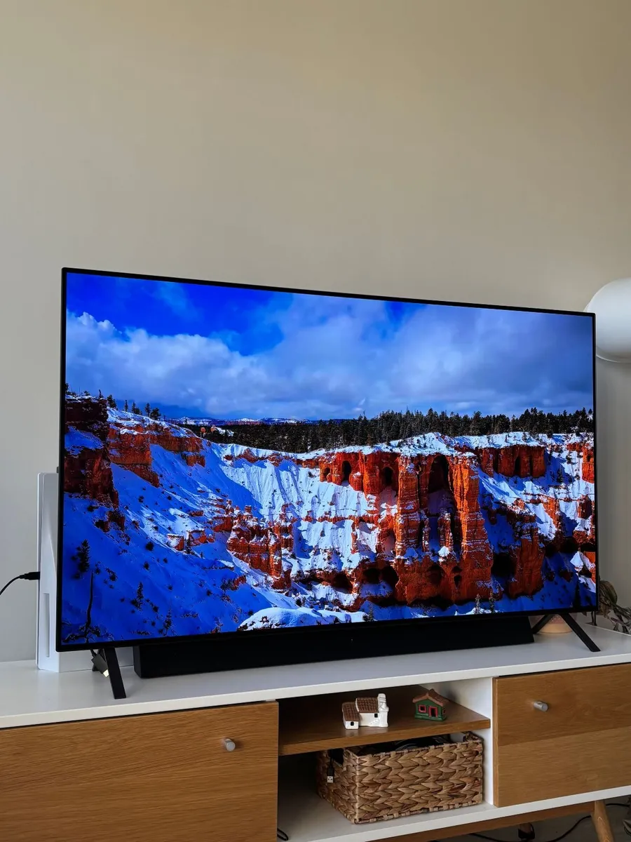 LG OLED 55-inch 4k B4 - Image 3