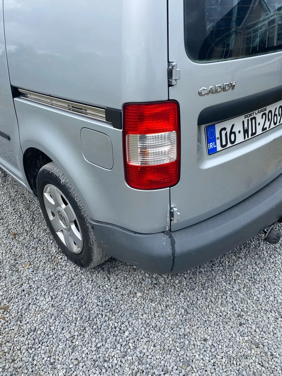 Van - Image 4