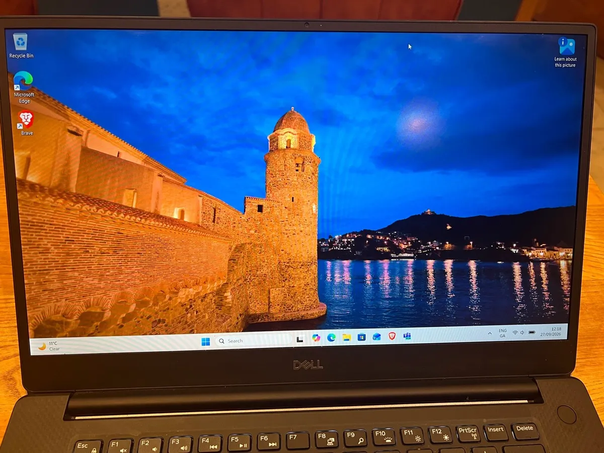 Dell XPS15 7590 - Image 2