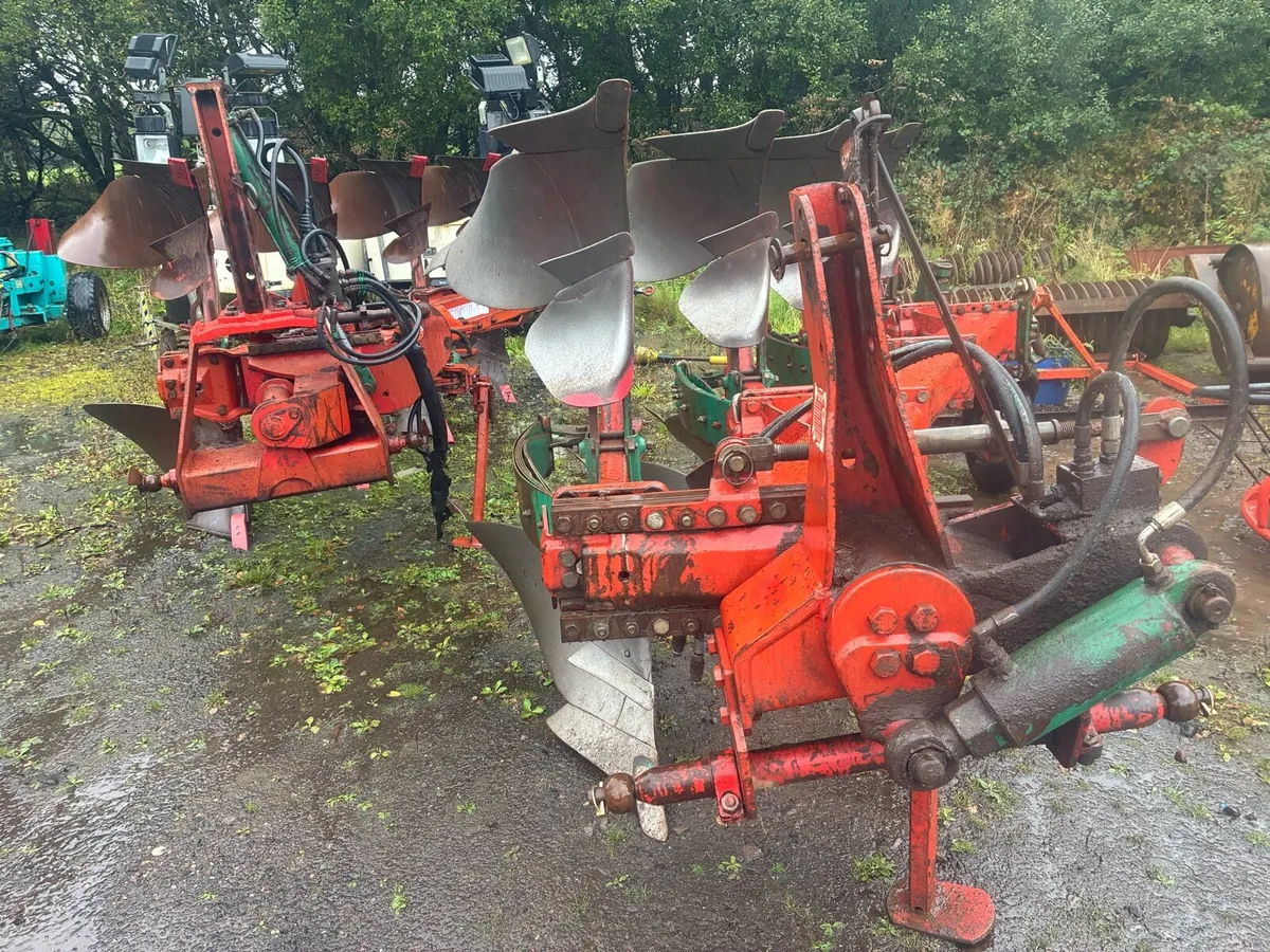 Kverneland plough - Image 2