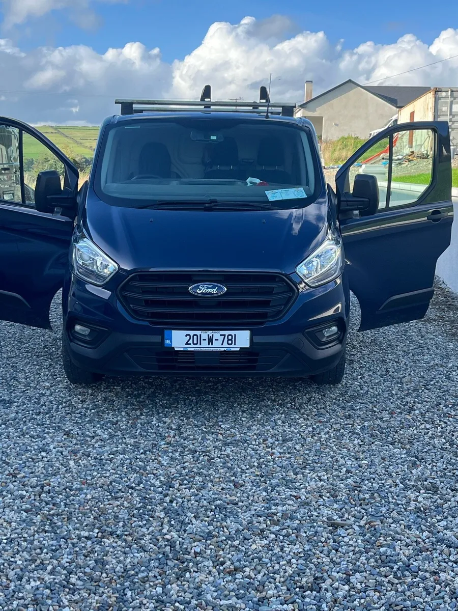 Ford Transit Custom - Image 1
