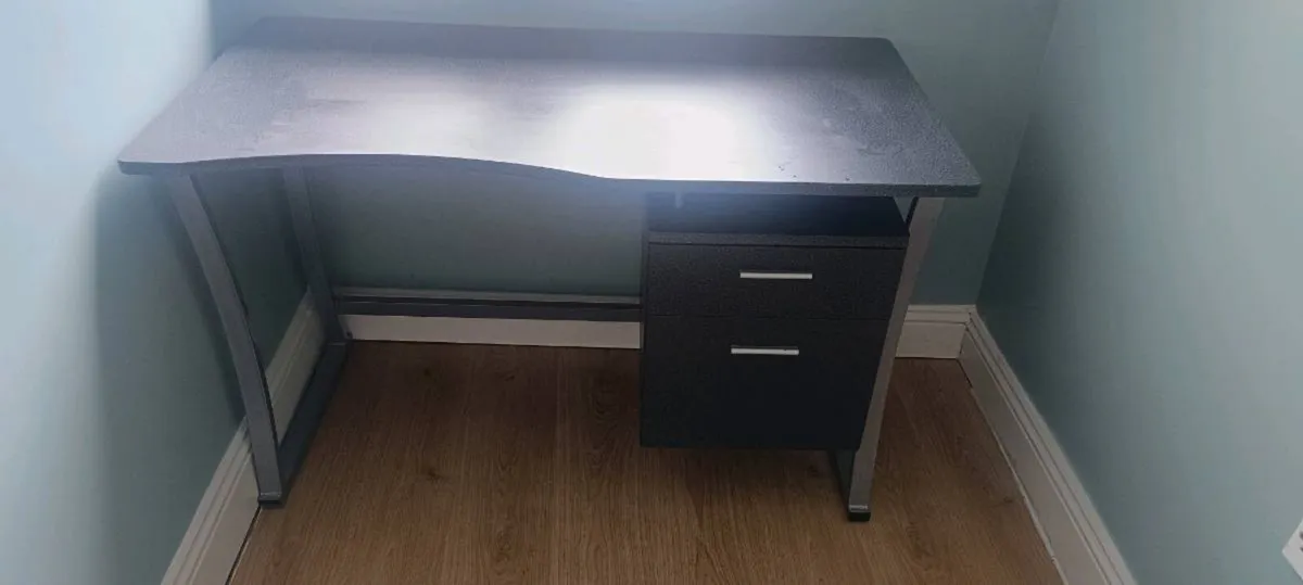 Desk - Image 1