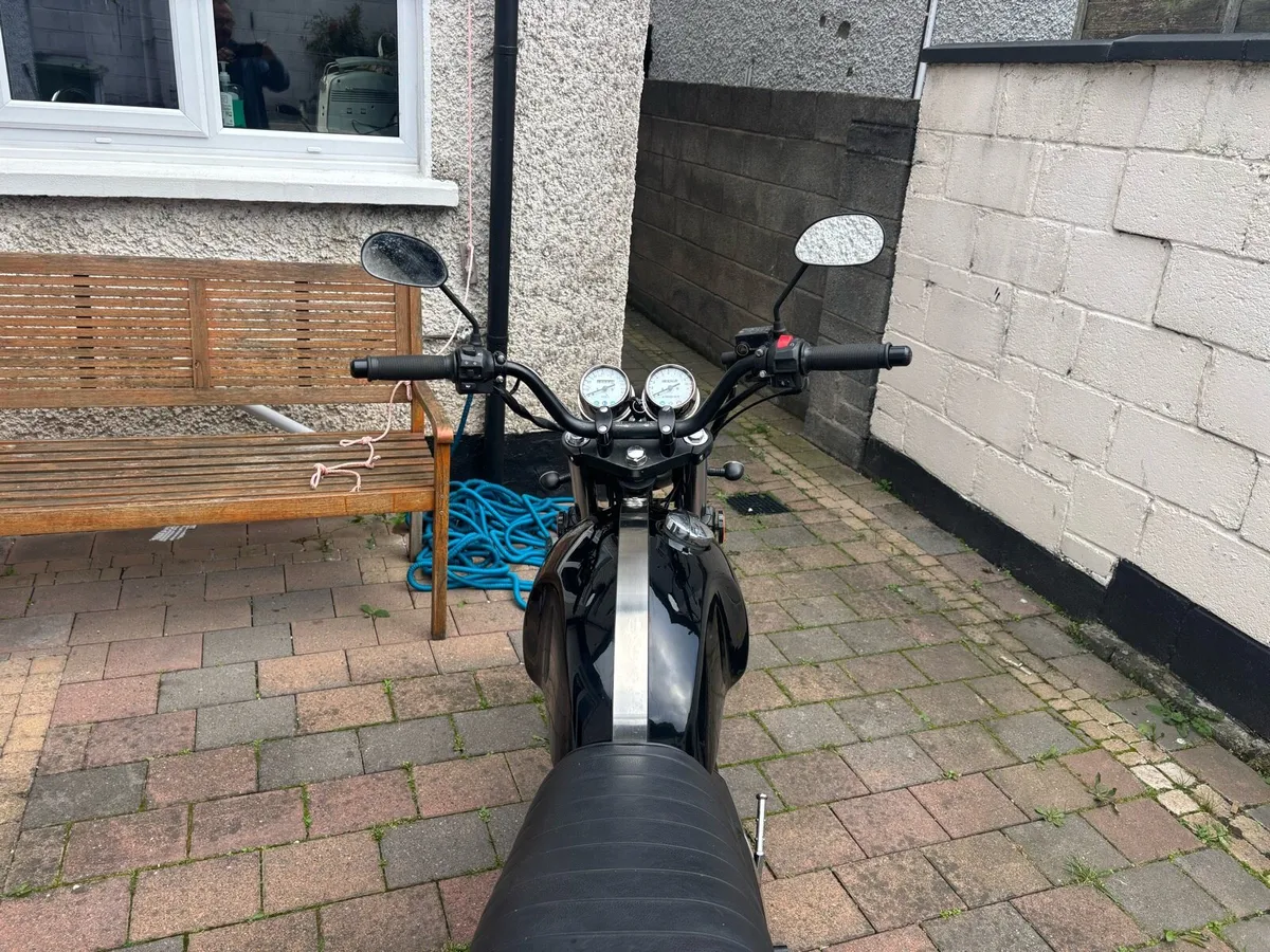 Herald 125 classic - Image 4