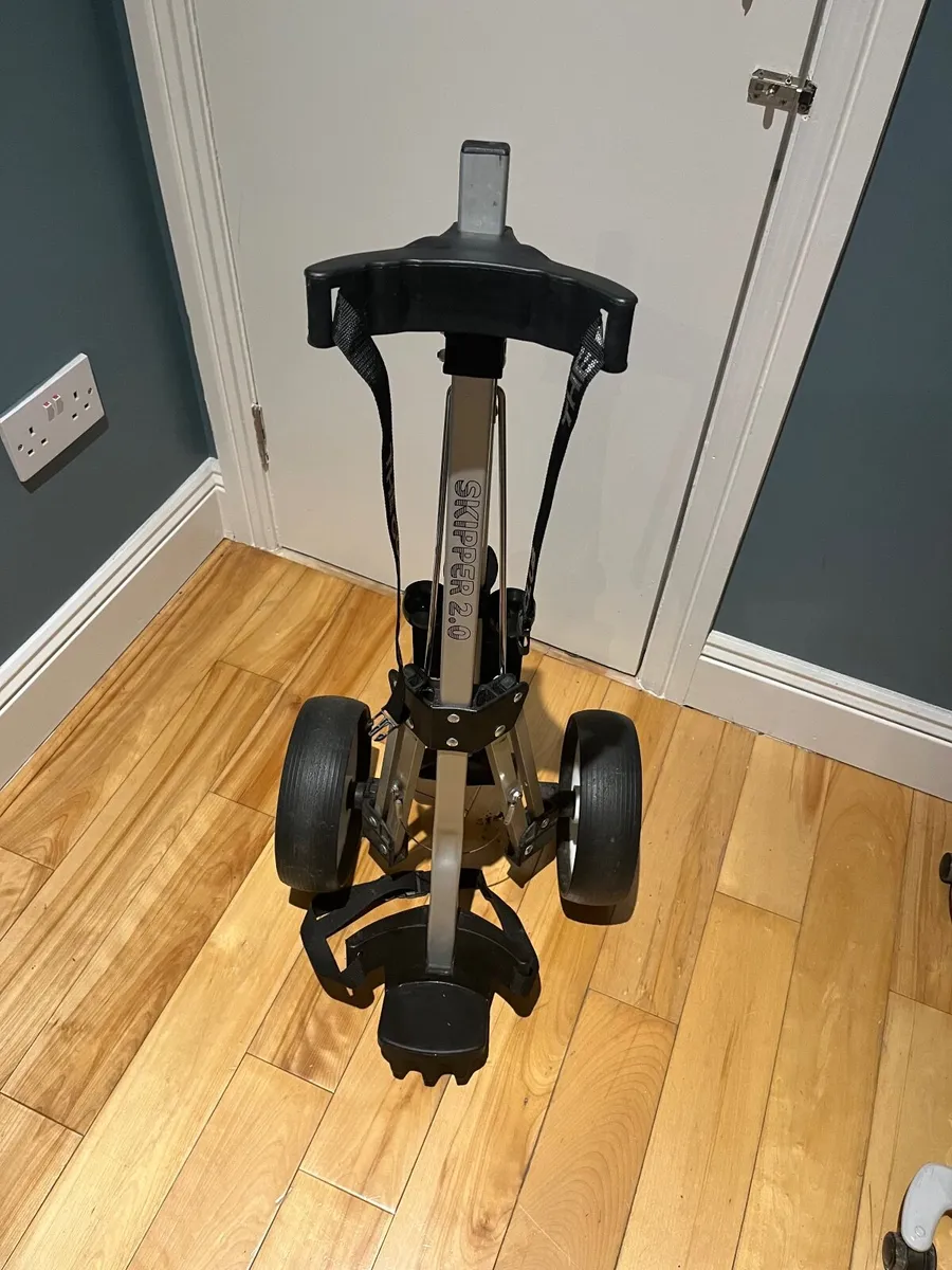 Golf trolley - excellent condition - Image 2