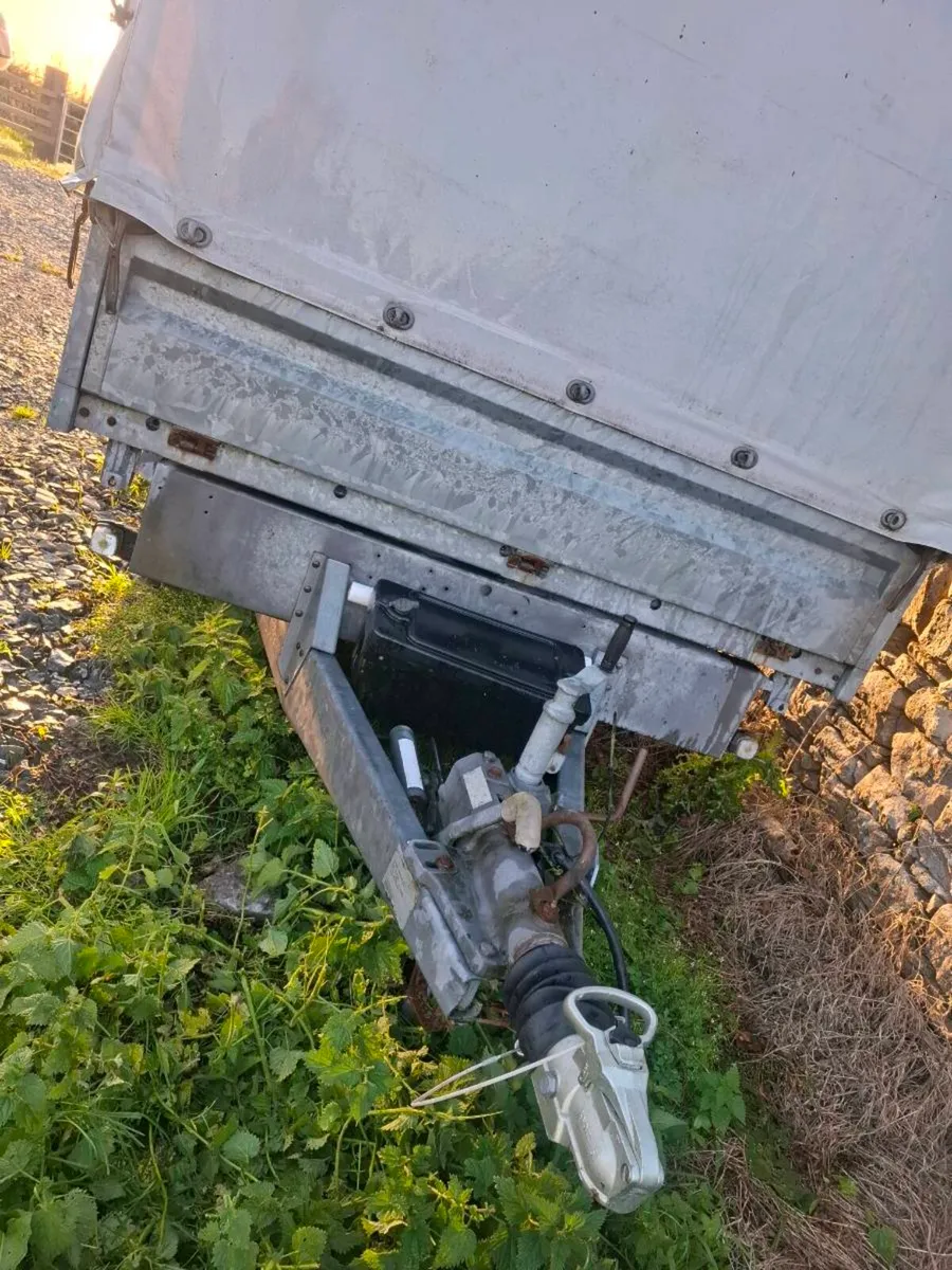 3 way tipper trailer - Image 4