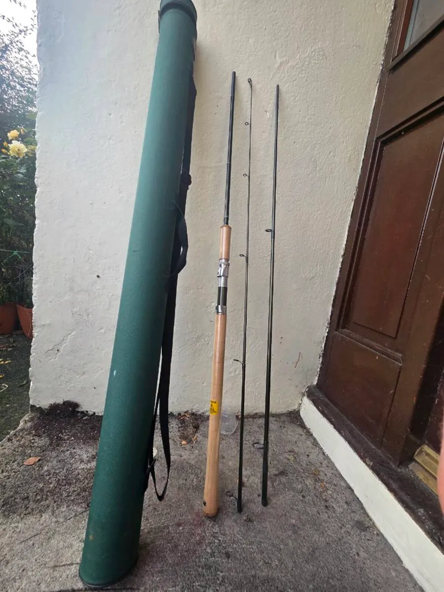 Hardy fishing rod - Image 2