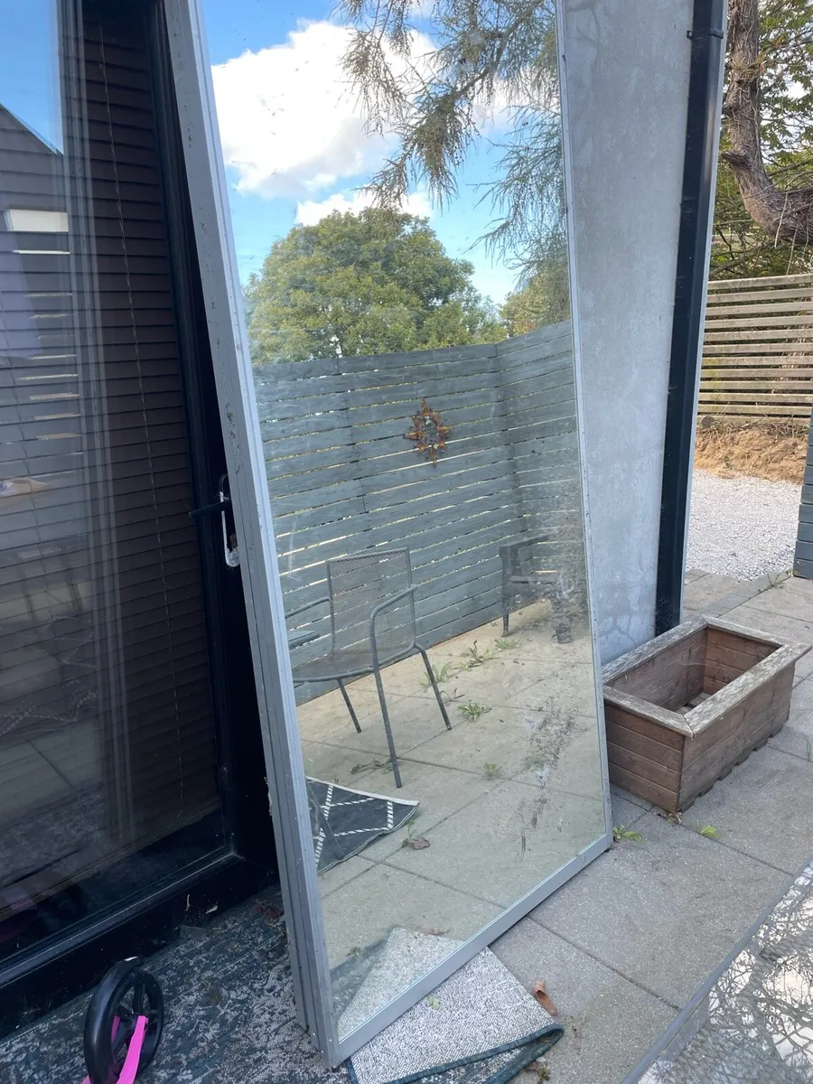 Mirror - Image 1