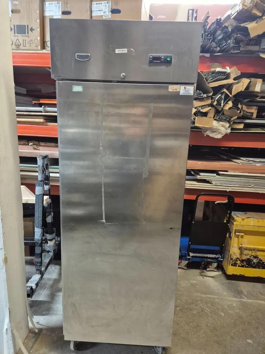 Industrial fridge - Image 1