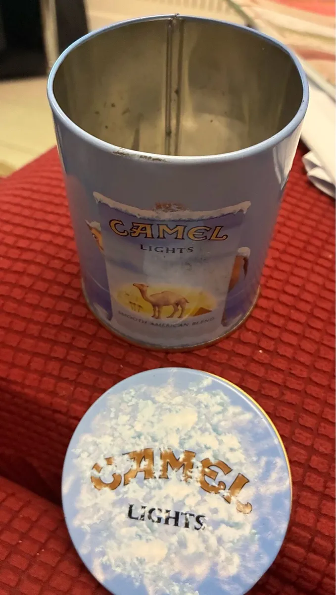 Very Rare Camel Lights Metal box - Image 3