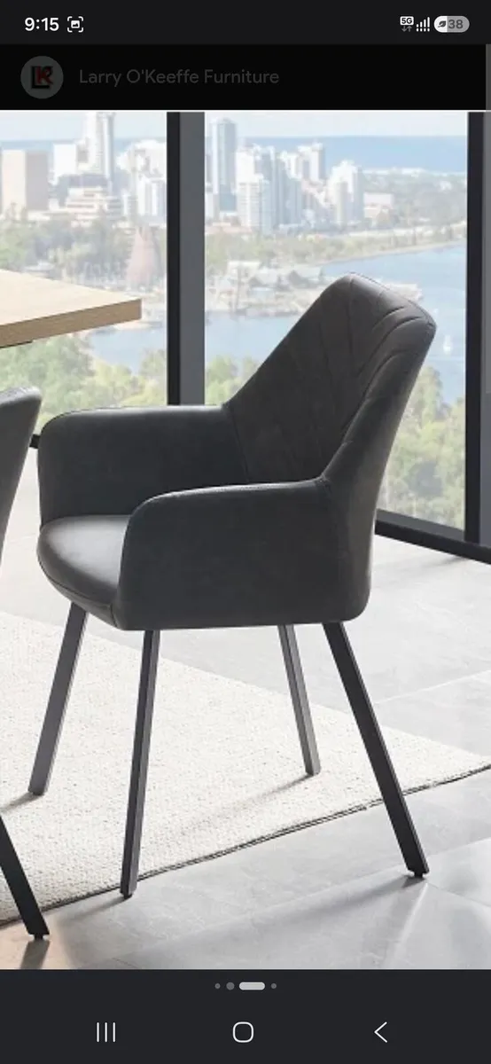 Table and Chairs - Image 3