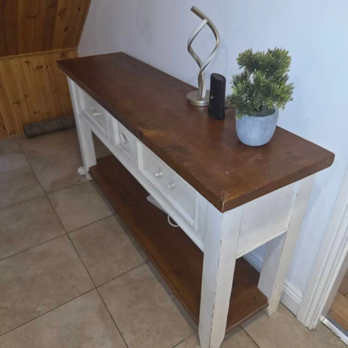 Hall Table Vintage Styling - Image 3