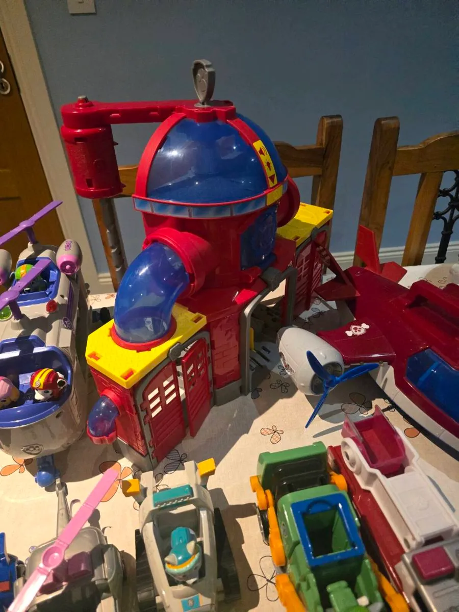 Paw Patrol toys - Image 4