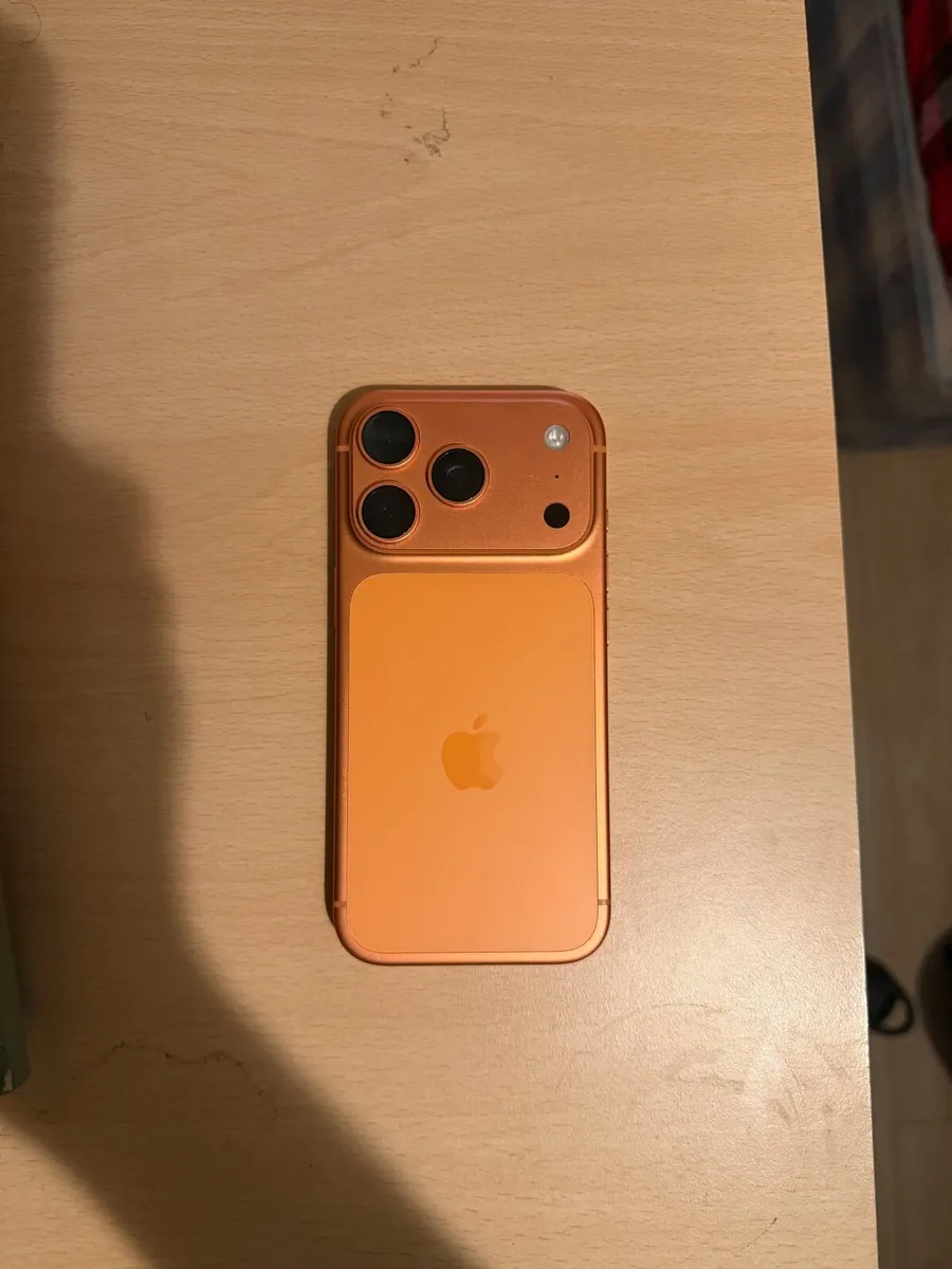 Phone - Image 1
