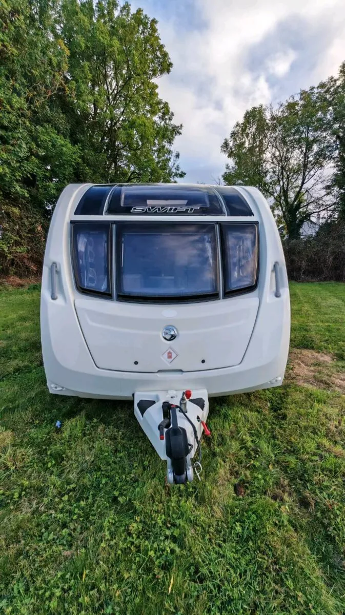 Caravan - Image 4