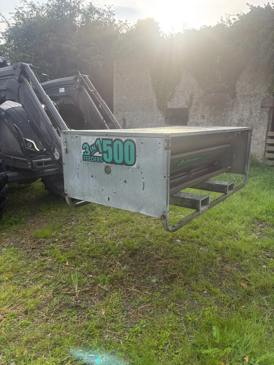 Advanced 3in1 feeder for sheep - Image 1
