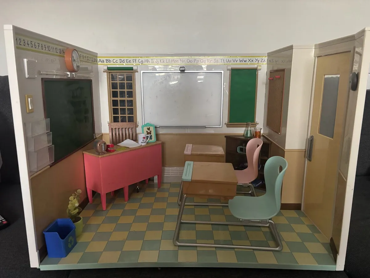 Our Generation school set - Image 2