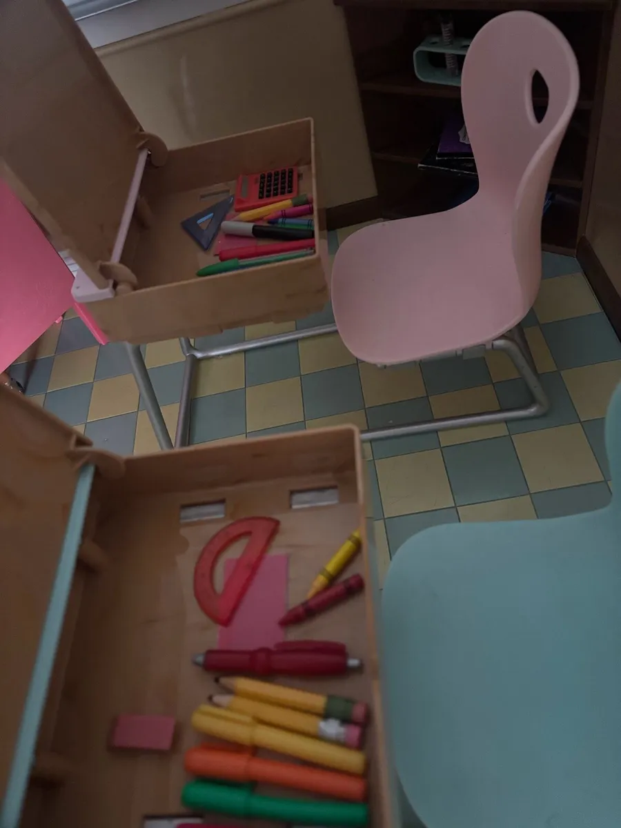 Our Generation school set - Image 3