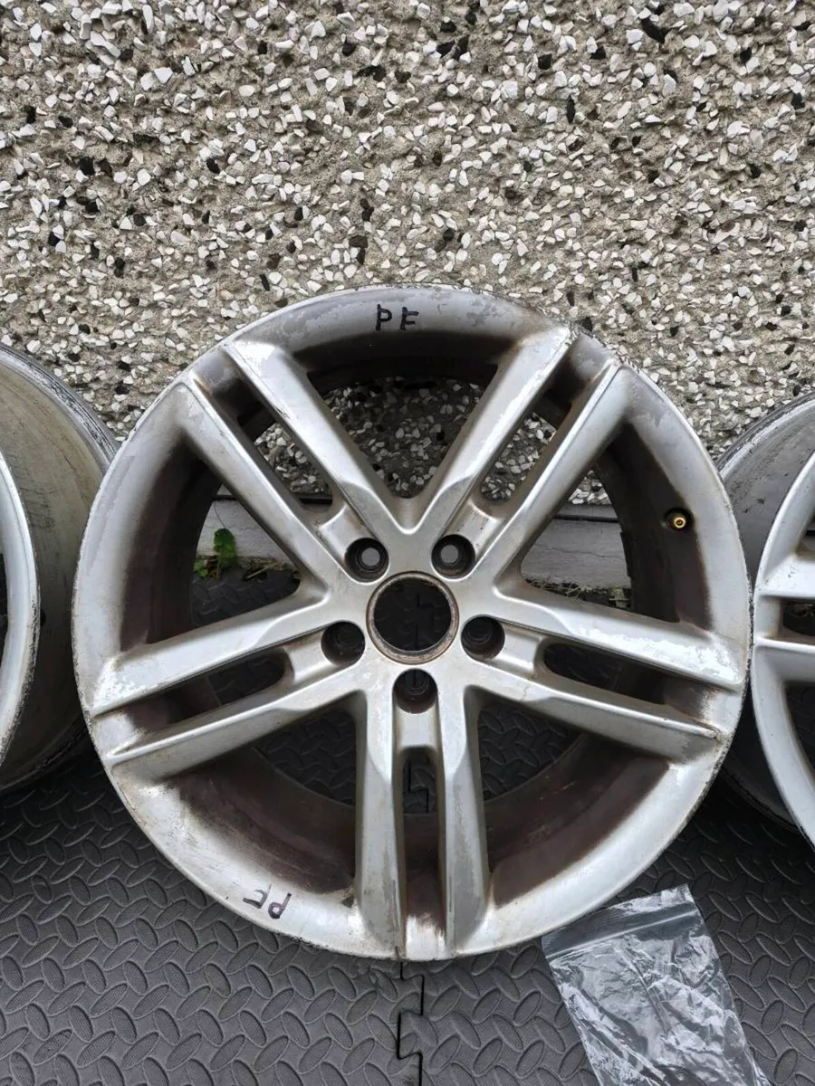 Audi S-Line Alloys - Image 3