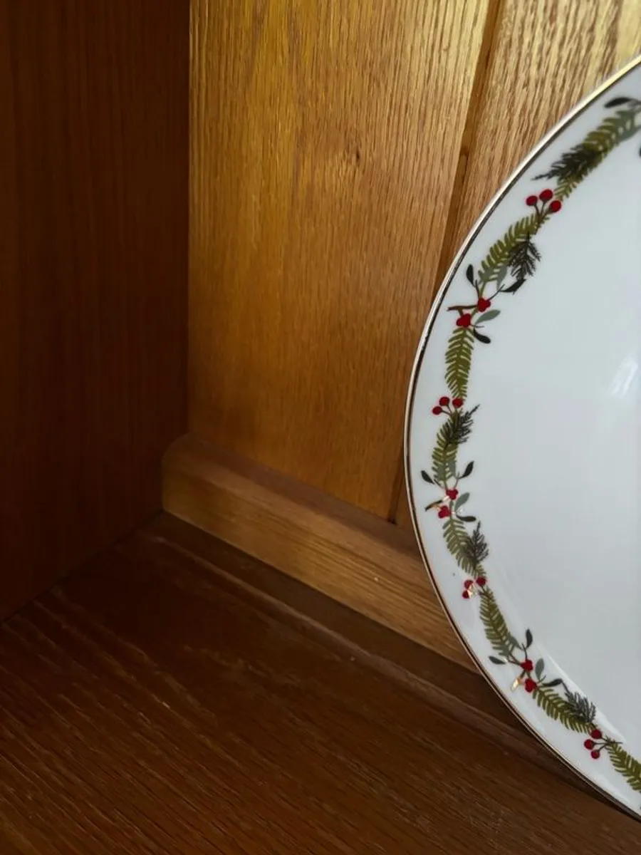 Oak dresser - custom made - Image 3