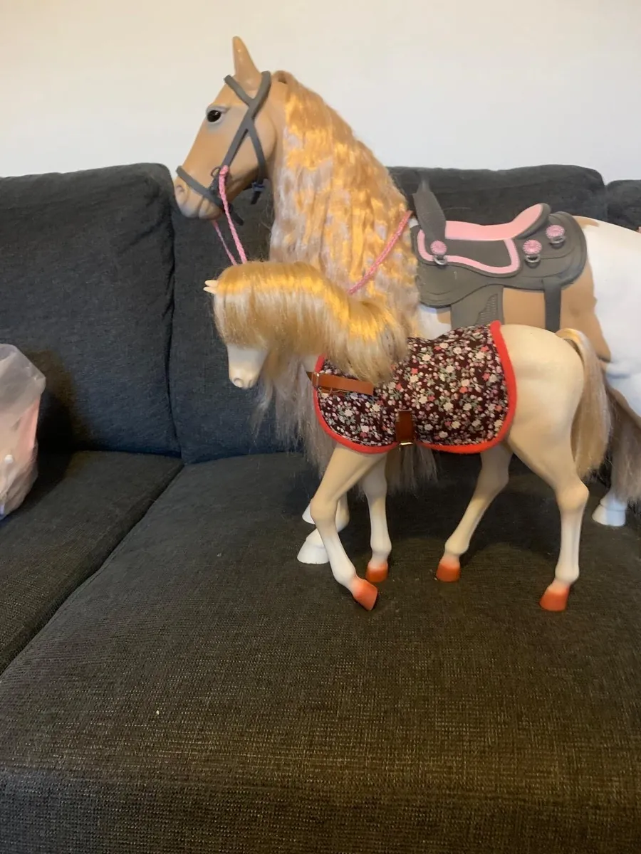 Our Generation horse trailer - Image 2