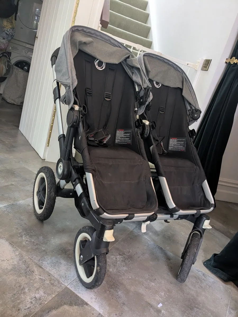 Bugaboo Donkey ( double buggy) w/bassinette Free - Image 1