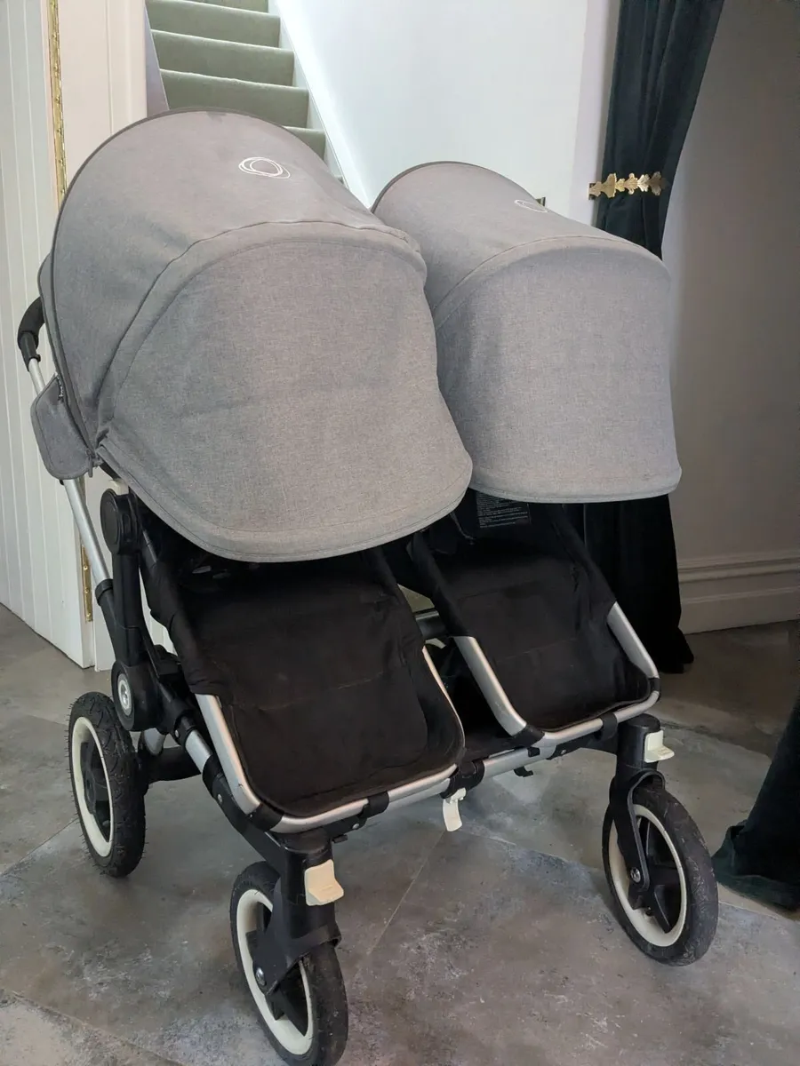 Bugaboo Donkey ( double buggy) w/bassinette Free - Image 3