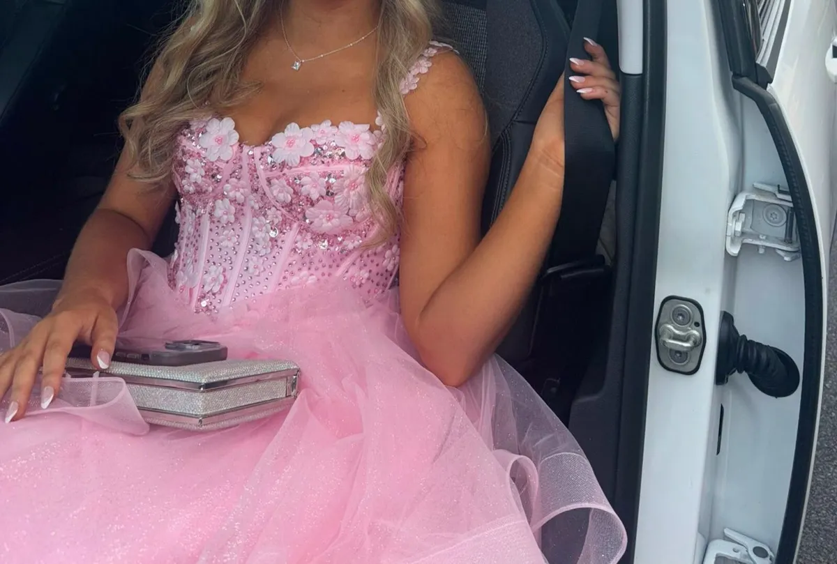 Debs dress - Image 2