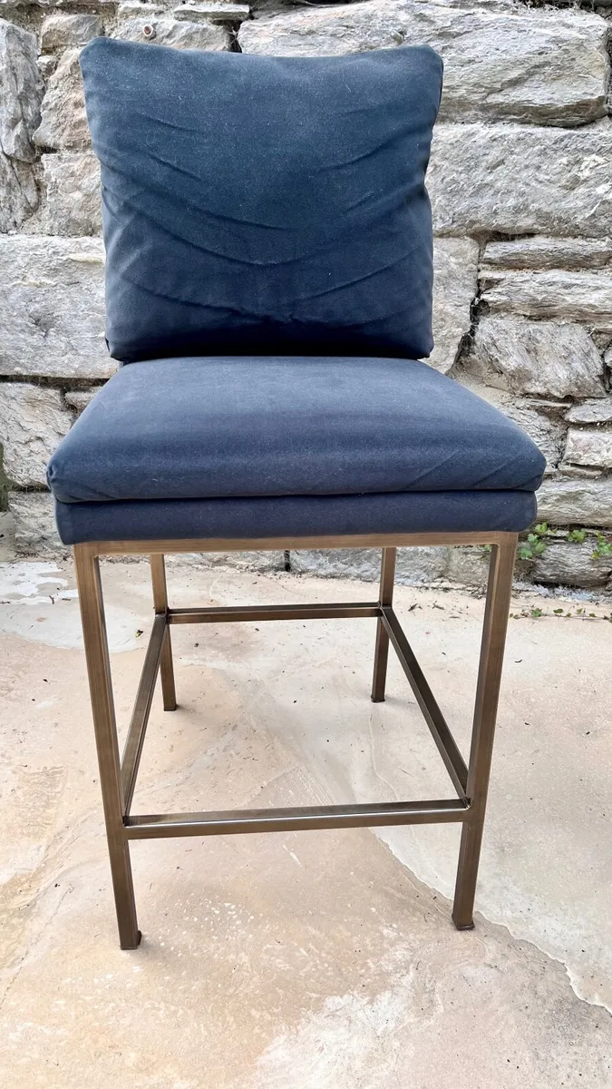 Kitchen counter stools - Image 1
