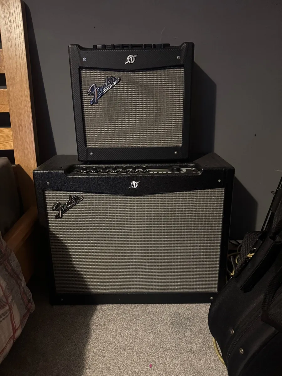 Fender mustang IV amplifier and Mustang I - Image 1