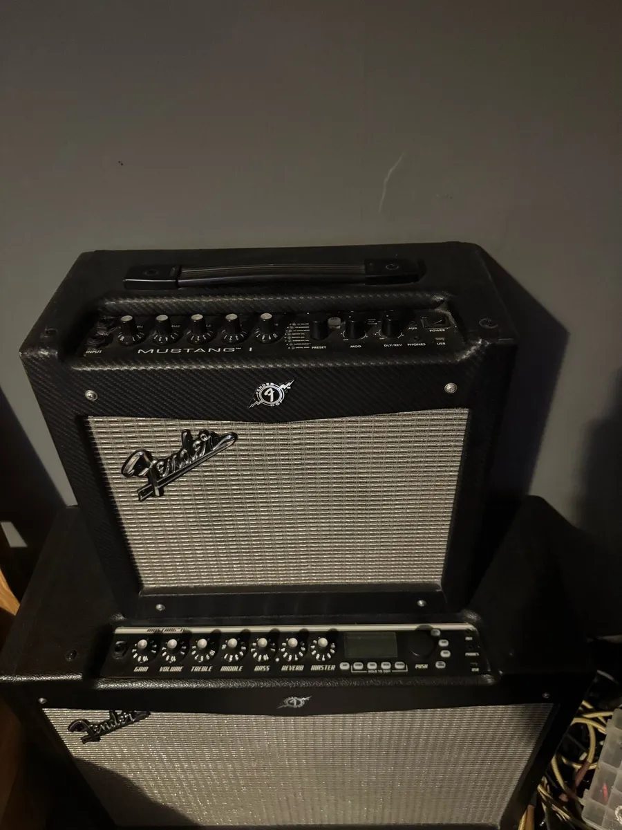 Fender mustang IV amplifier and Mustang I - Image 2
