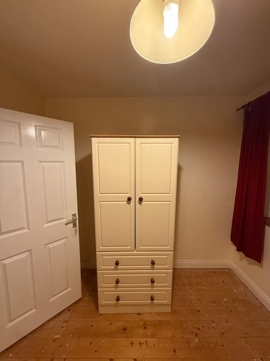 Wardrobe, Malahide Dublin - Image 1