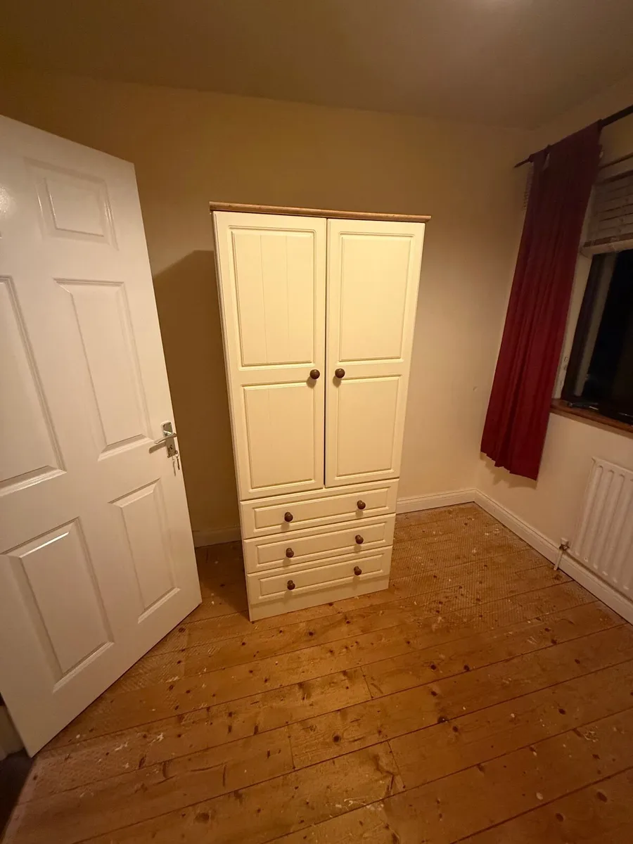 Wardrobe, Malahide Dublin - Image 2