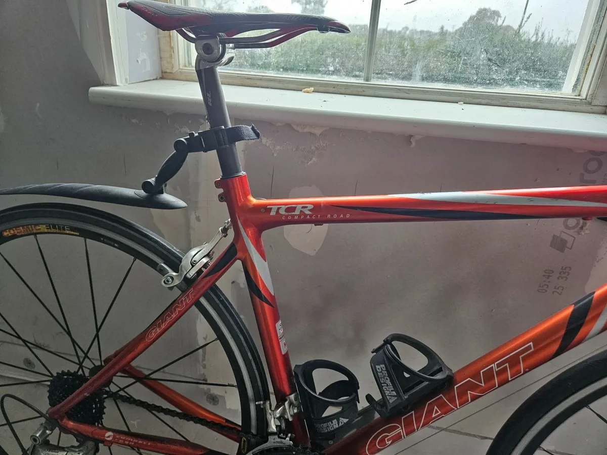 Giant ladies racing bike - Image 4