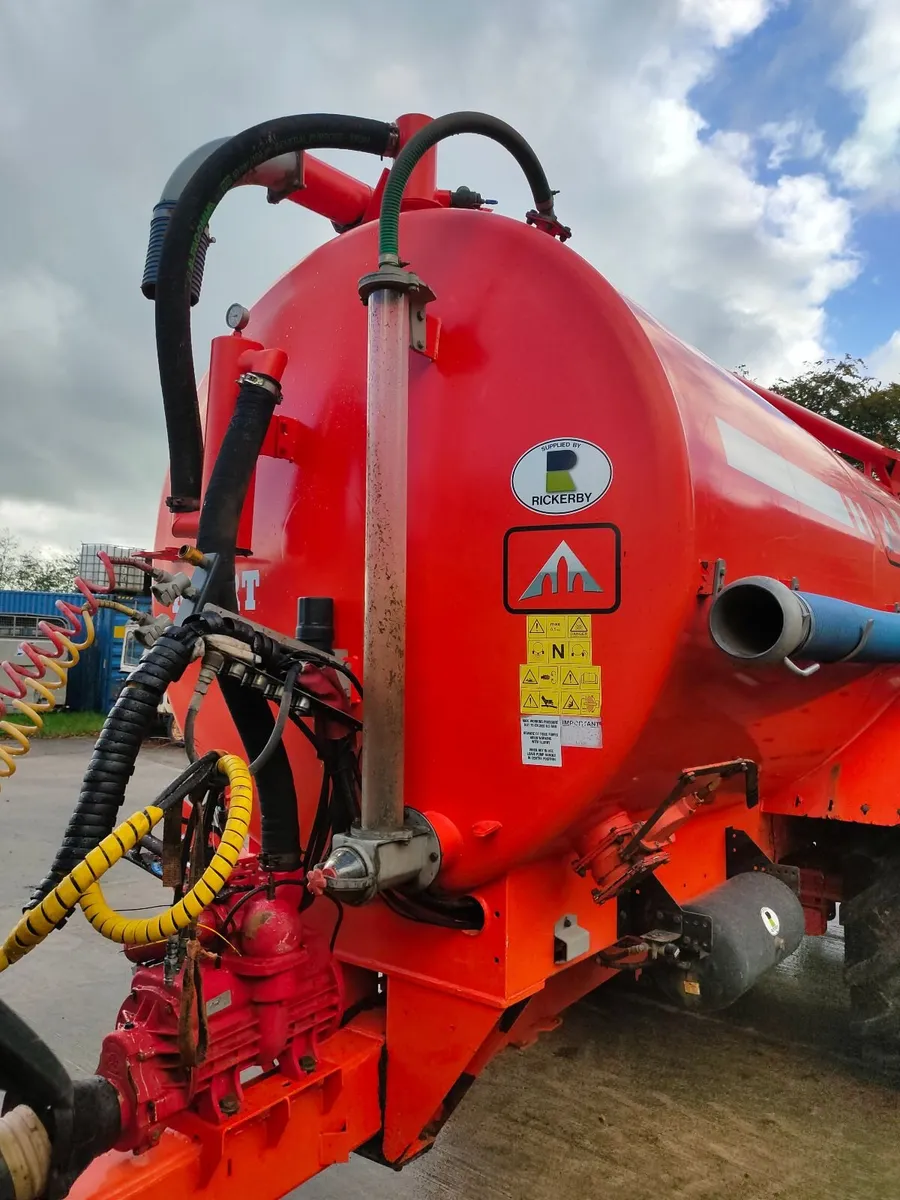 Abbey 4000 Gallon tanker - Image 3