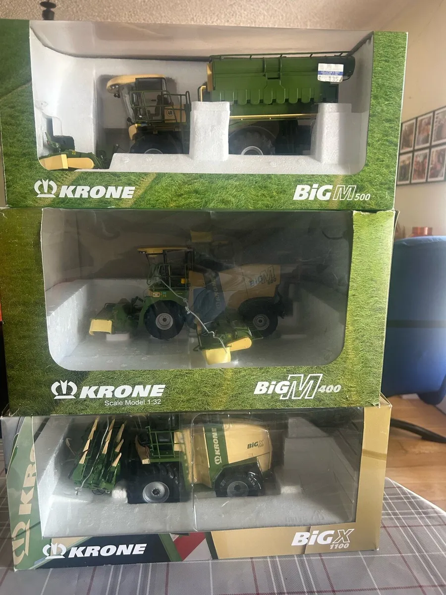 Toy tractors, trailers,farm machinery, - Image 1
