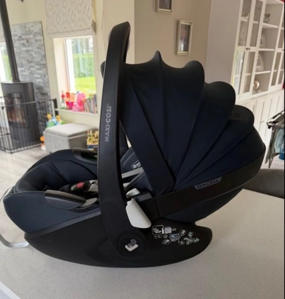 Car seat and base maxi cosi 360 - Image 3