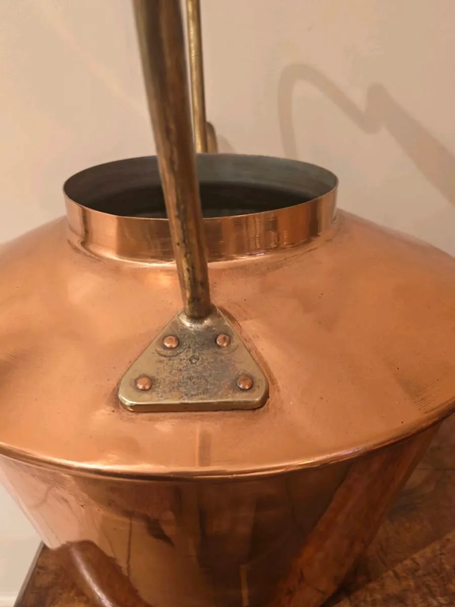 Giant 16-Litre Vintage Copper Kettle – Taurus Port - Image 2