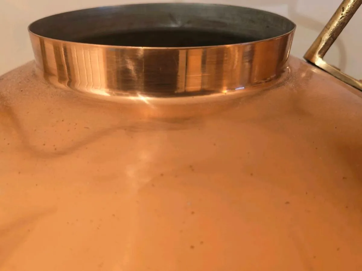Giant 16-Litre Vintage Copper Kettle – Taurus Port - Image 3