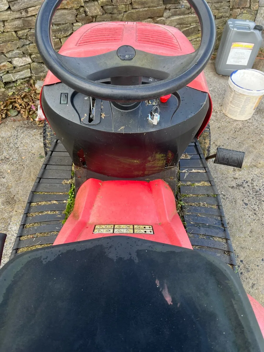 Castle 13/5HP electric clutch ride on lawnmower - Image 4