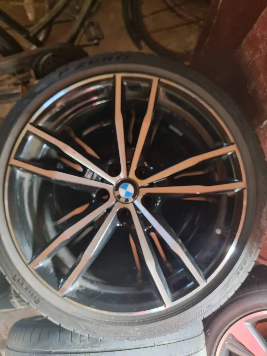 Genuine BMW 19 Inch Alloys - G20 G21 - Image 3