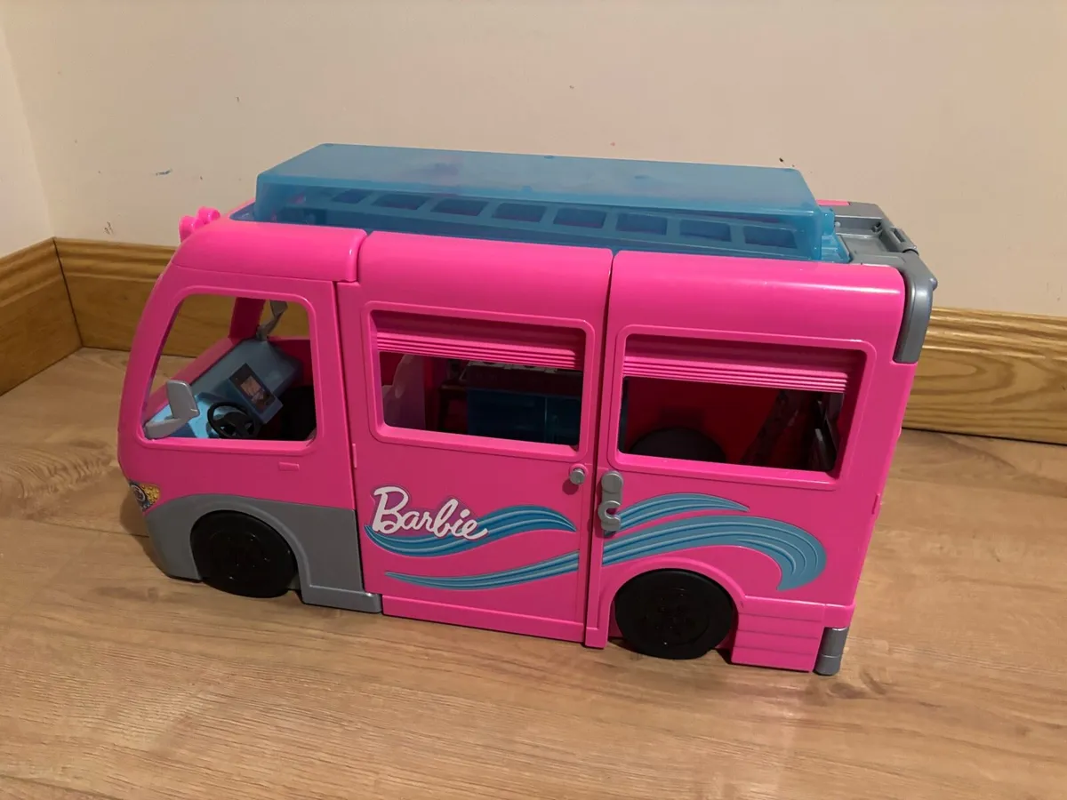 Barbie Campervan with dolls - Image 2