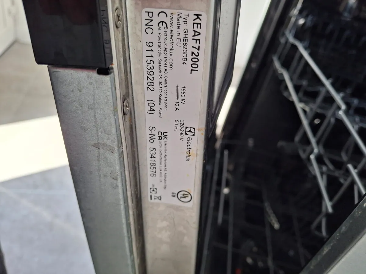Electrolux 300 Integrated Dishwasher - Image 2