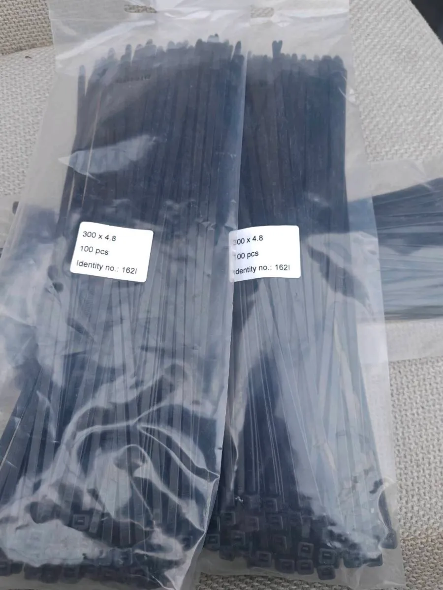 CABLE TIES 300 - 4.8 - Image 1