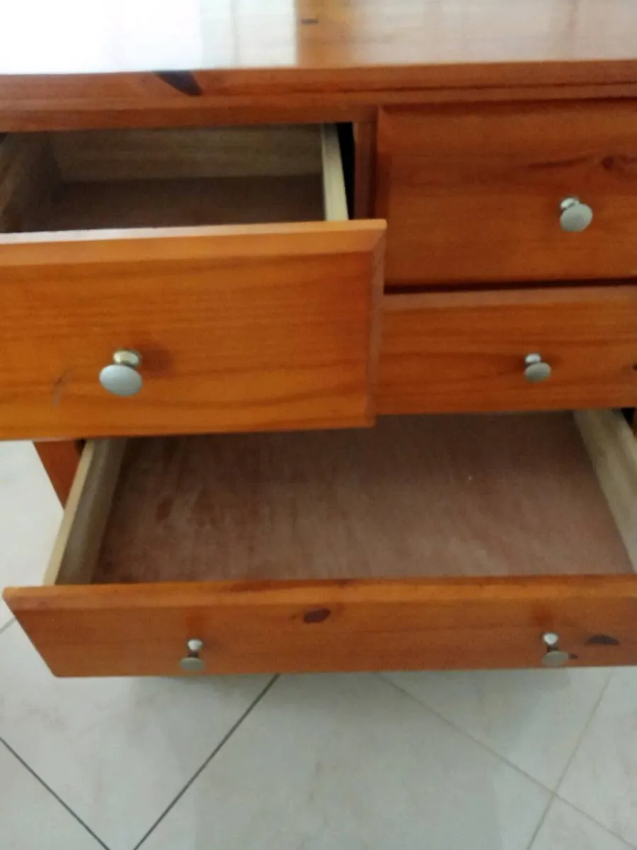 Chests of drawers - Image 4