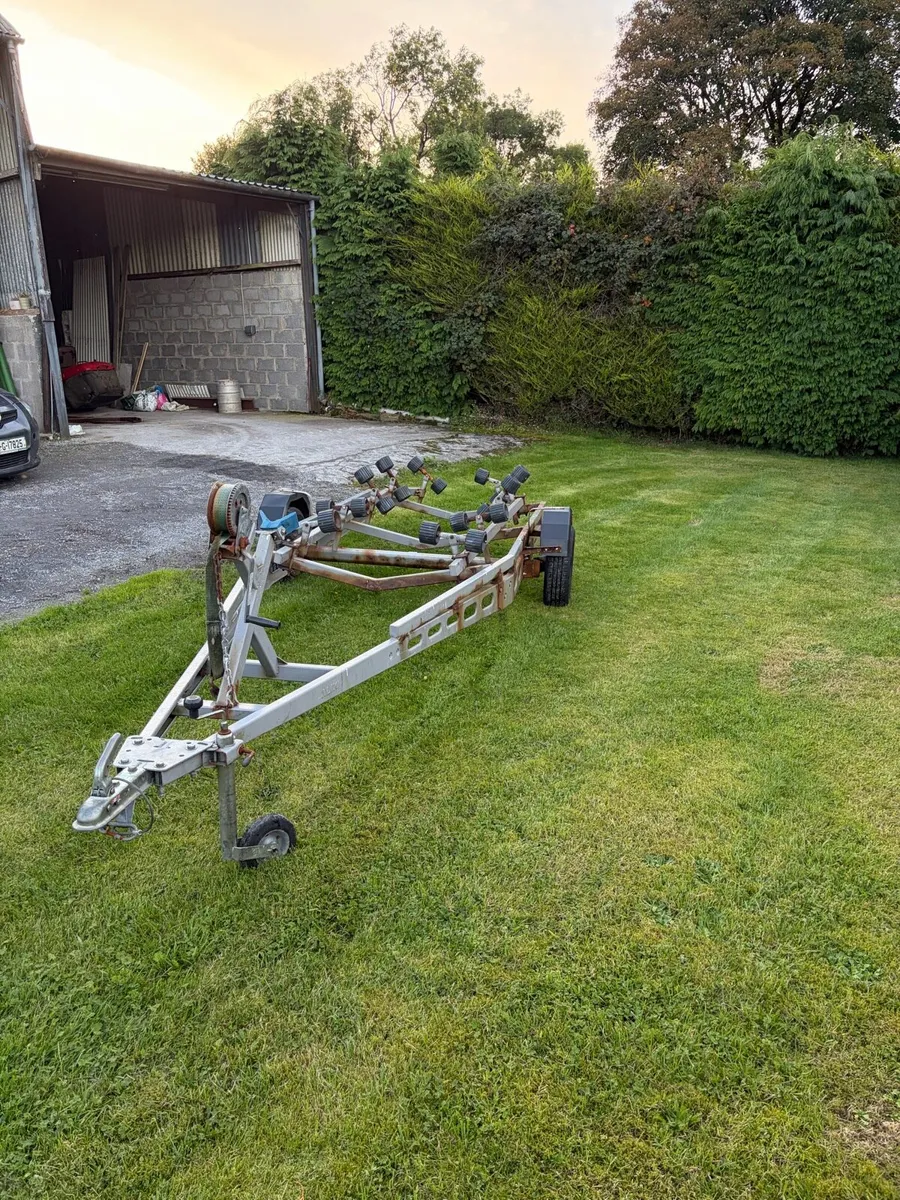 Trailers - Image 2