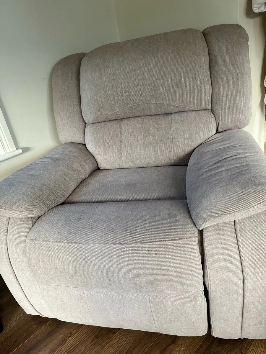 3 piece Suite of furniture - Image 2